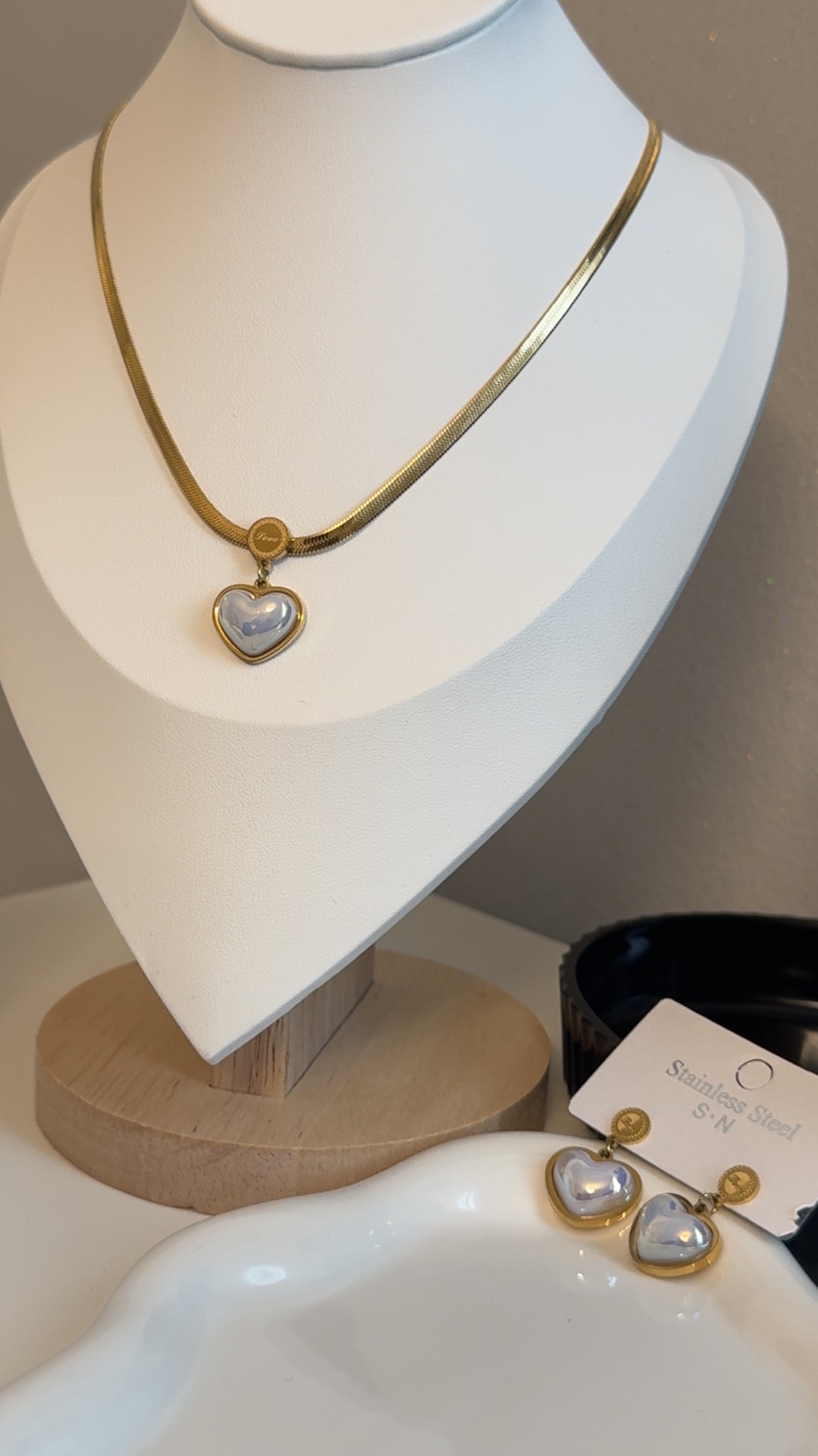 Sweet Heart Earrings & Necklace Set