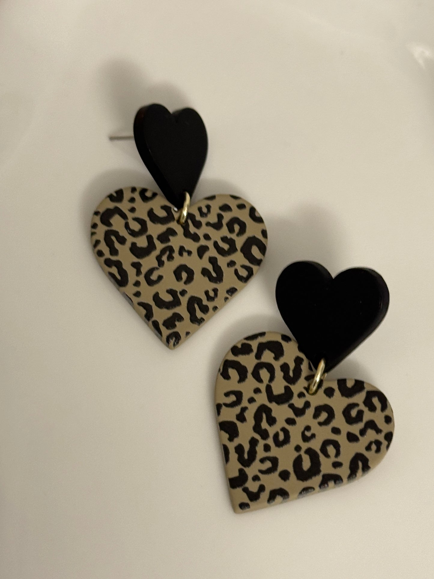Heart Shape Leopard Pattern Dangle Earrings