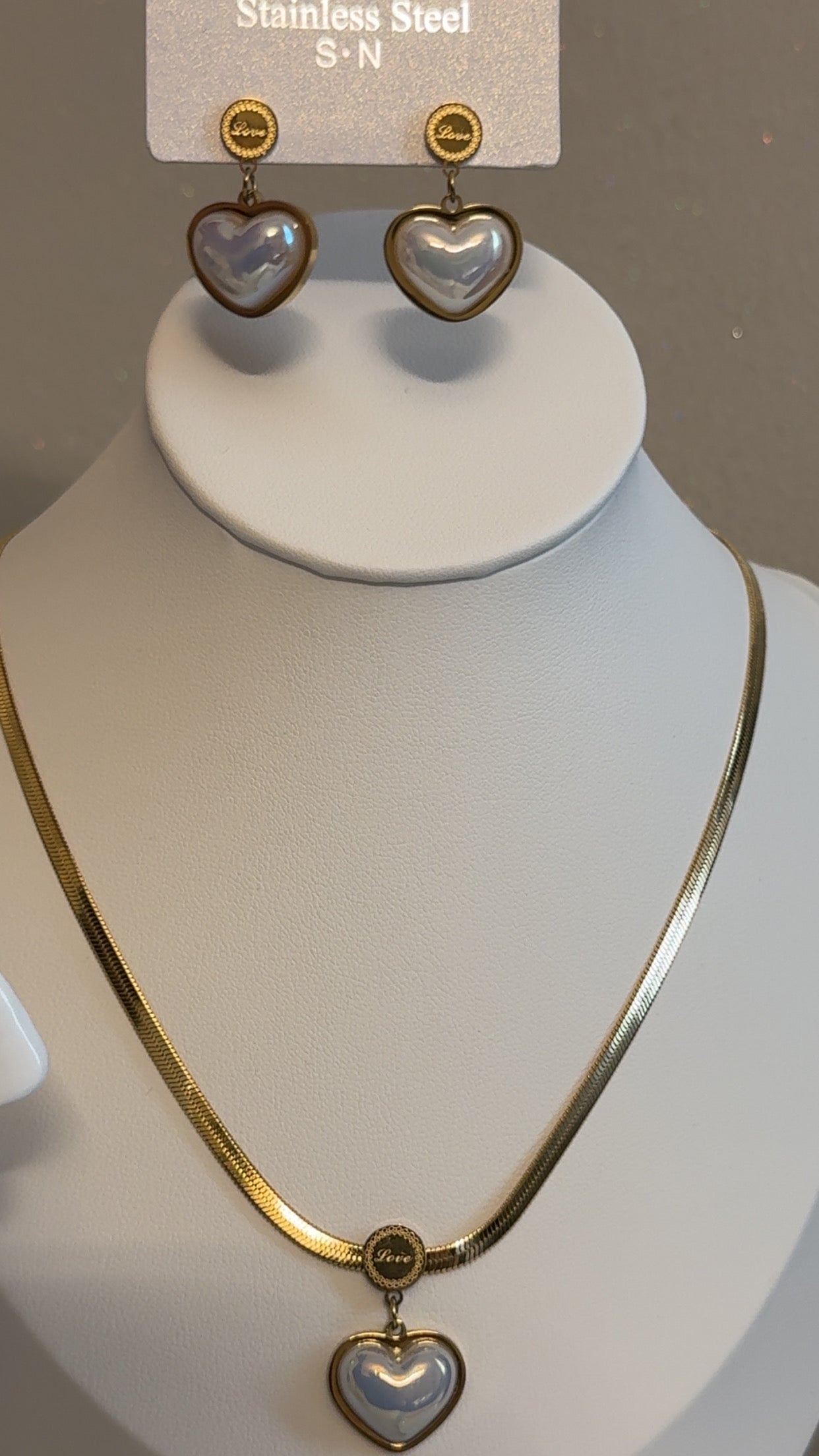 Sweet Heart Earrings & Necklace Set