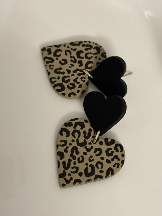 Heart Shape Leopard Pattern Dangle Earrings
