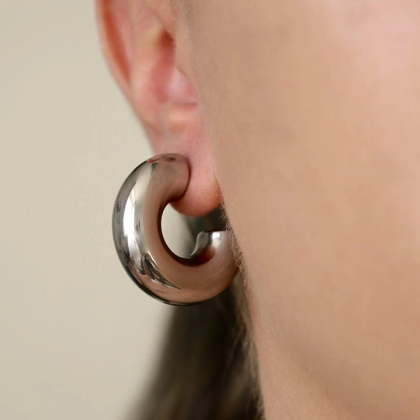 Hollow Design Chunky Bold Hoop Earrings