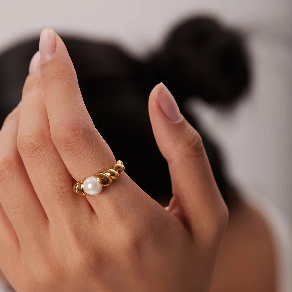 18K Gold-Plated Inlaid Shell Ring