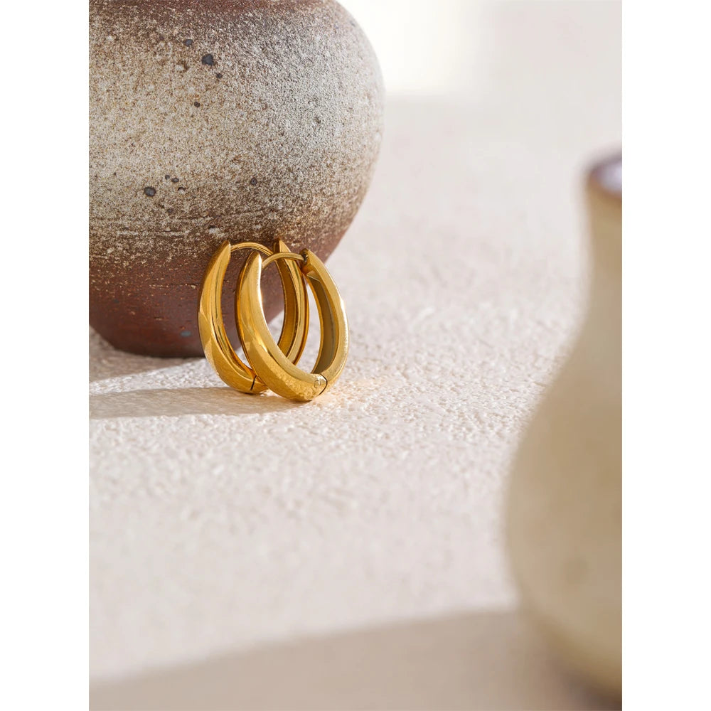 Geometric U-Shape Hoop Earrings
