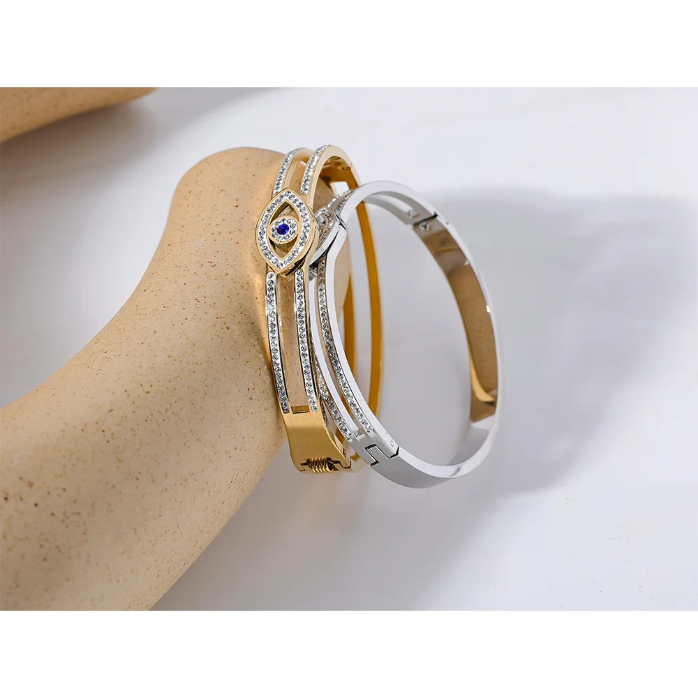 60mm Cubic Zirconia Eye Bracelet