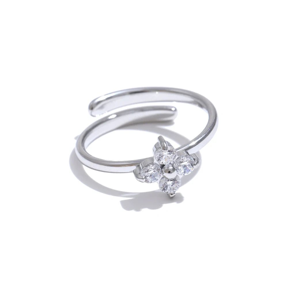 Exquisite Bling Cubic Zirconia Flower Ring