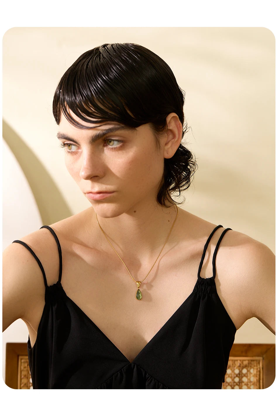 Green Glass Crystal Water Drop Pendant Necklace