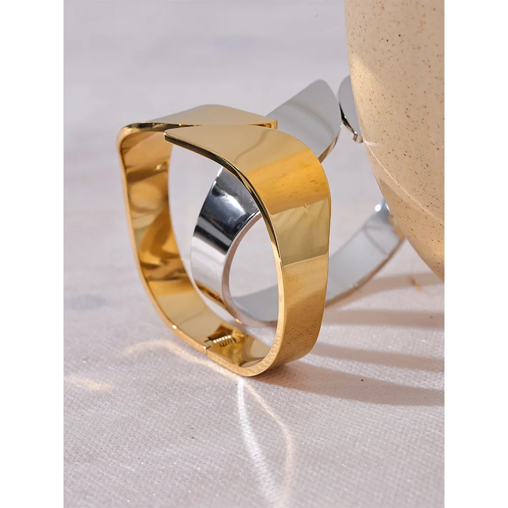 Glossy Smooth Wide Geometric Bangle