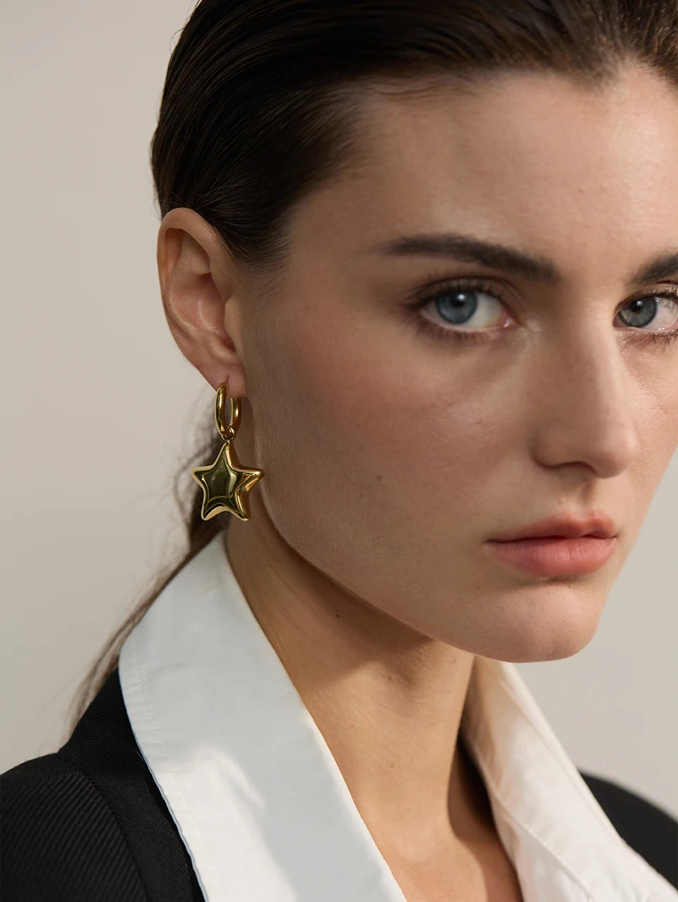 Star Hollow Thick Hoop Earrings