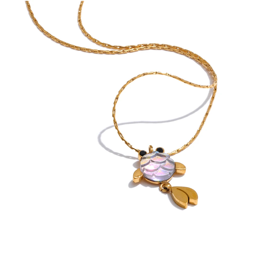 Agile Goldfish Lucky Pendant Necklace
