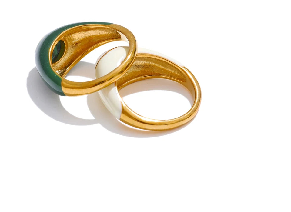 White & Green Enamel Malachite Shell Fashion Ring