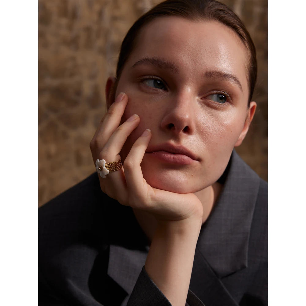Thicker Natural Shell Flower Open Ring
