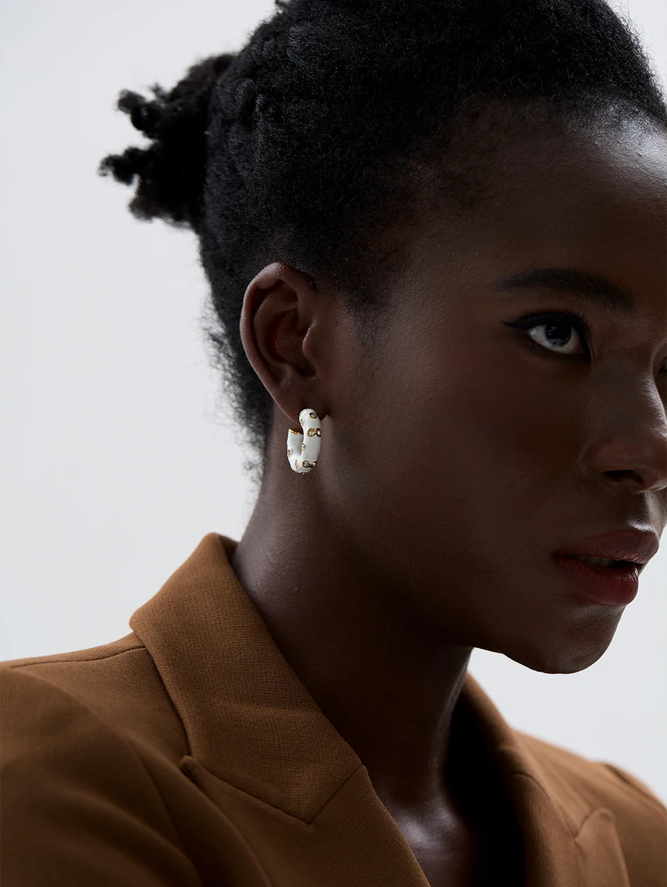 Enamel C-Shape Geometric Huggie Earrings
