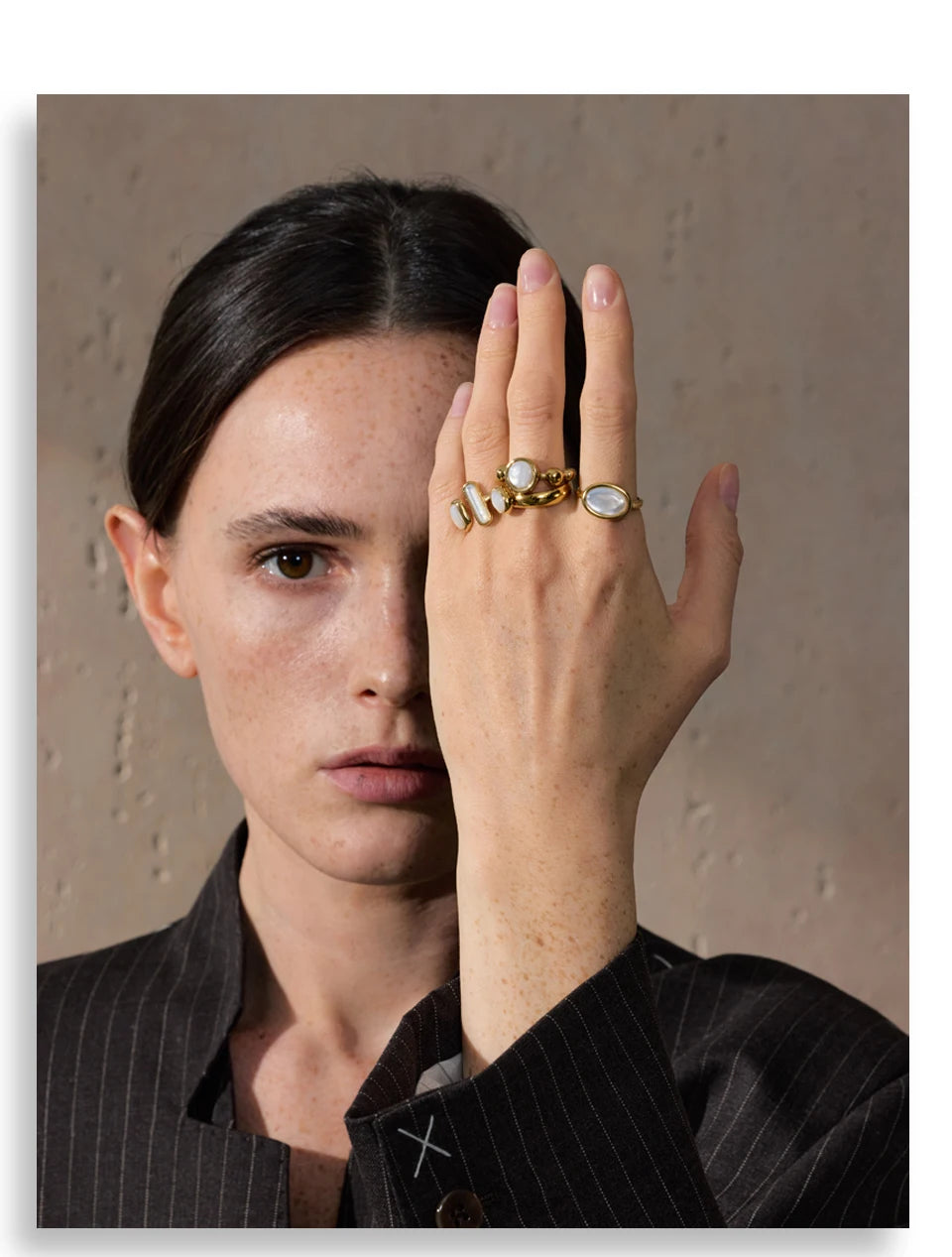 Natural Thicker Shell Finger Golden Textured Rings