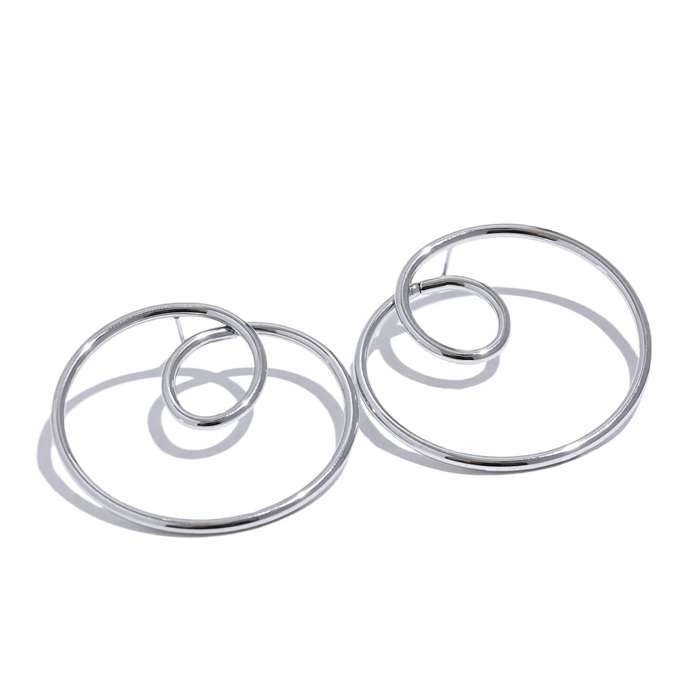 Round Hollow Charm Stud Earrings
