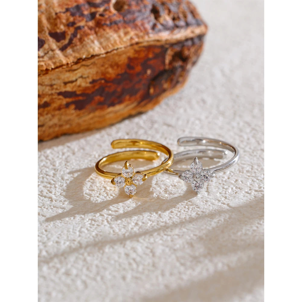Exquisite Bling Cubic Zirconia Flower Ring