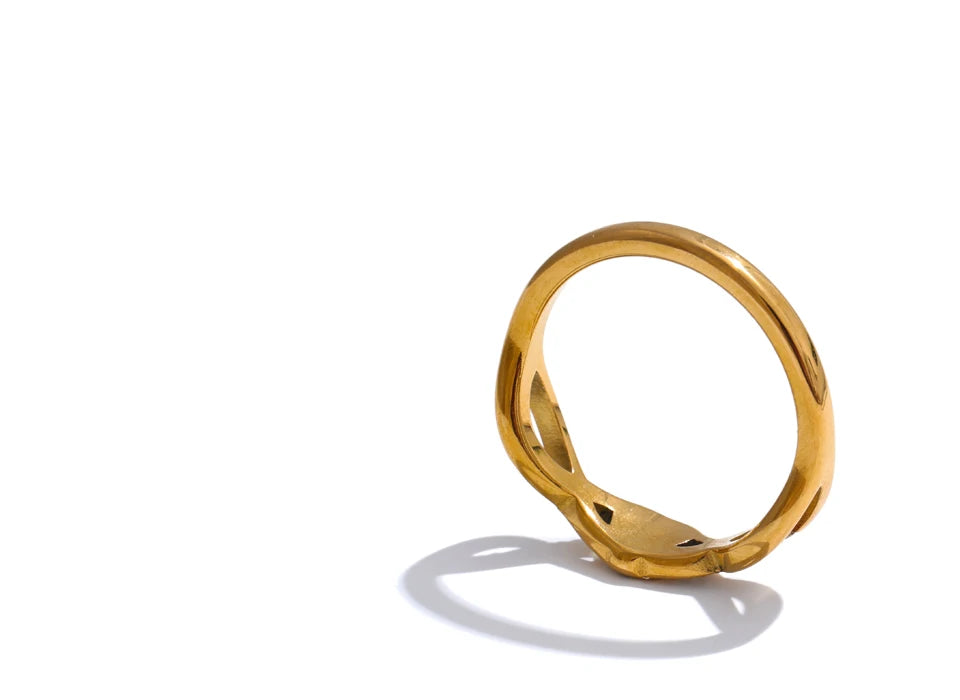 Thin CZ Heart Ring