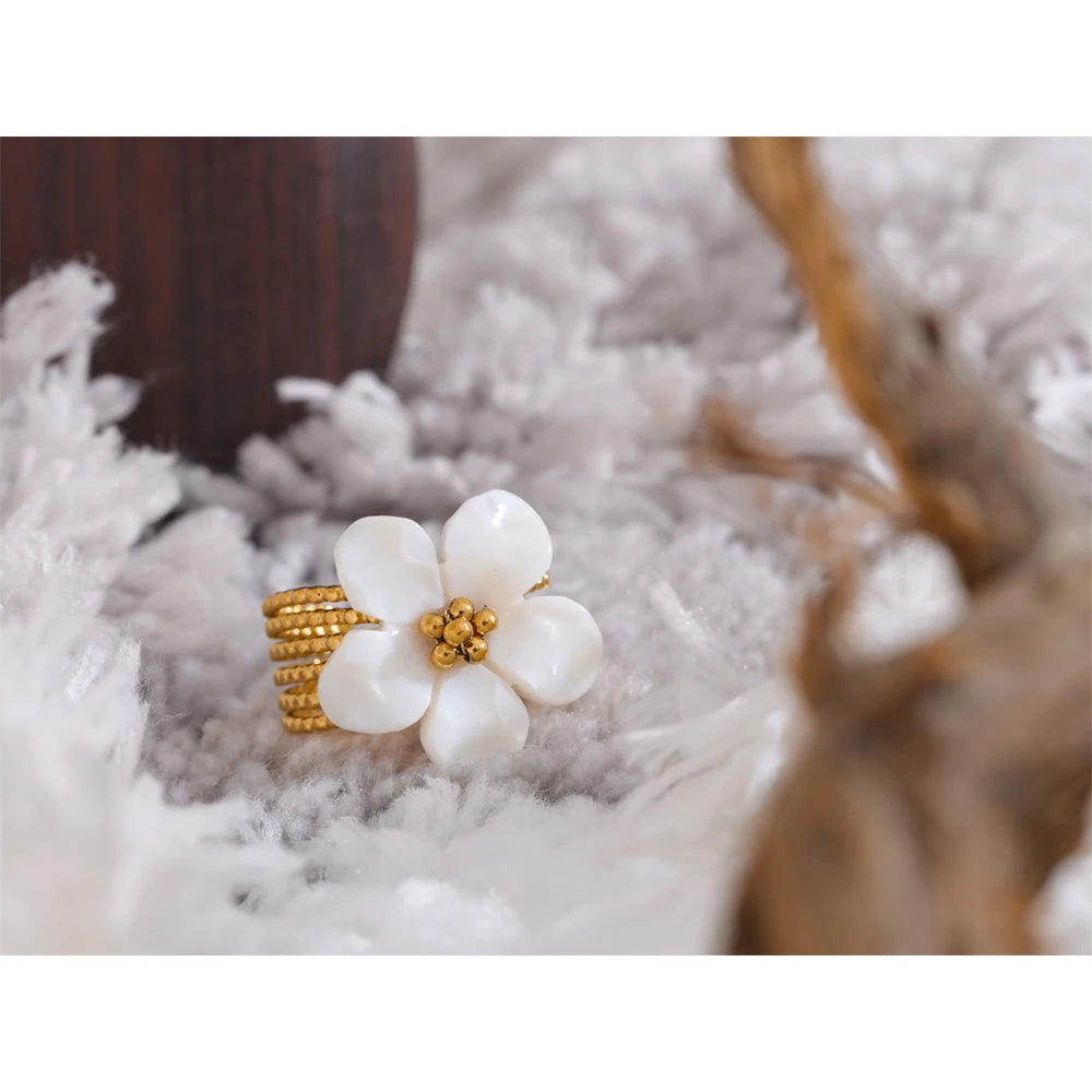 Thicker Natural Shell Flower Open Ring