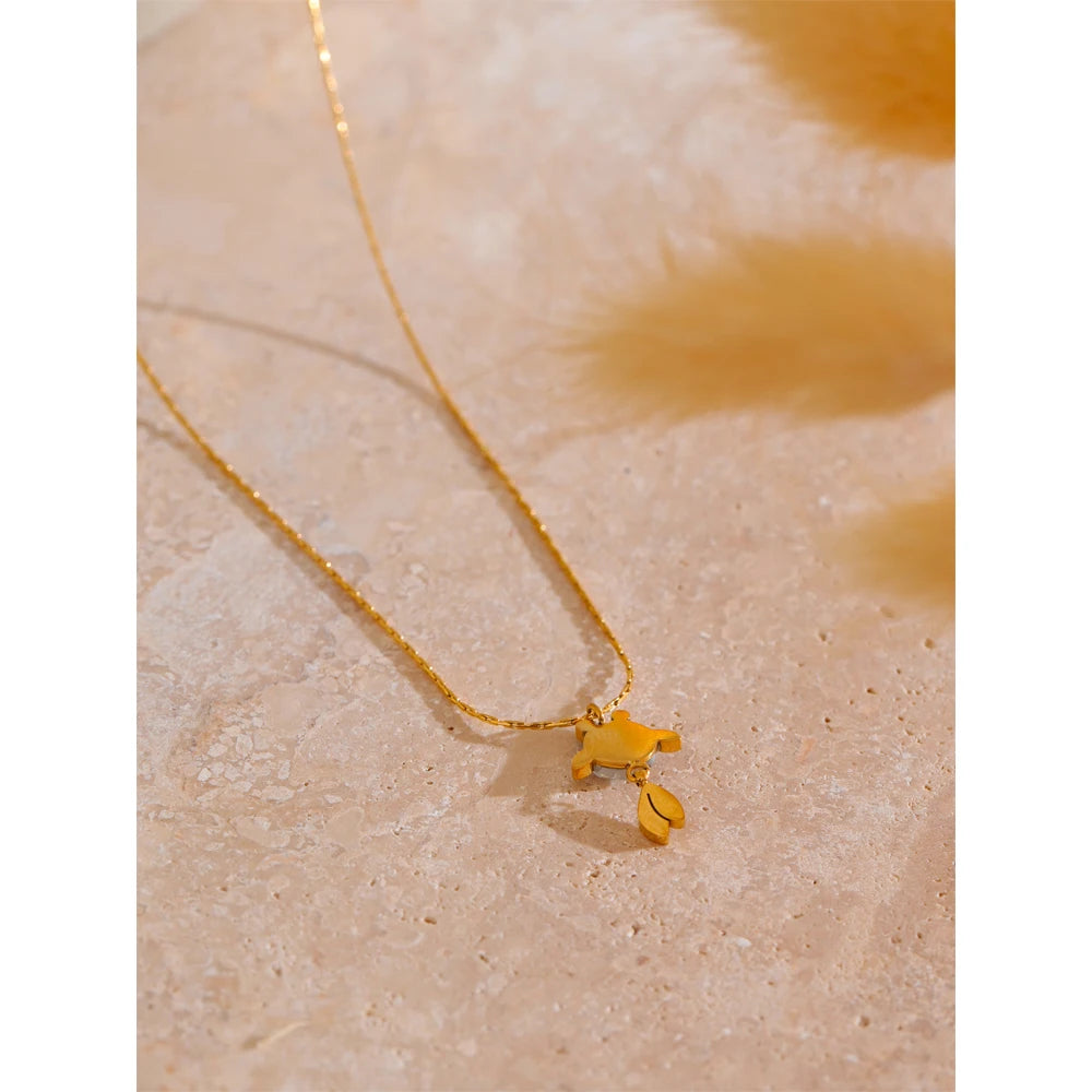 Agile Goldfish Lucky Pendant Necklace