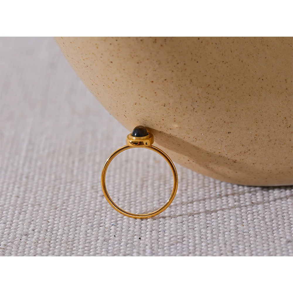 Oval Thin Chic Ring