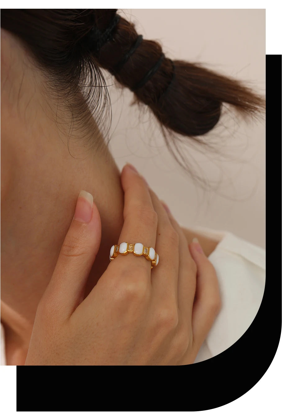White Enamel Cubic Zircon Gold Ring