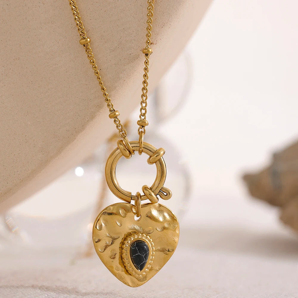 Charm Vintage Metal Heart Pendant