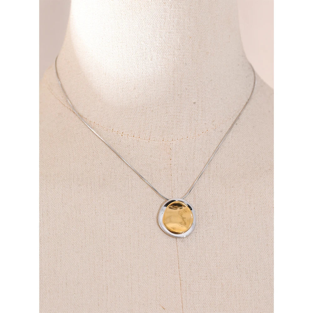 Double Round Pendant Fashion Necklace