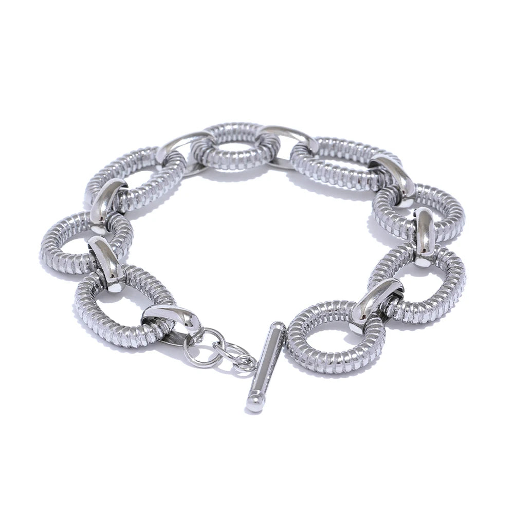 Textured Oval Chain Bracelet