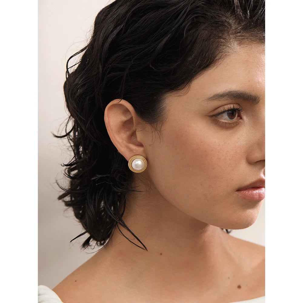 Korean Imitation Pearls Round Stud Earrings