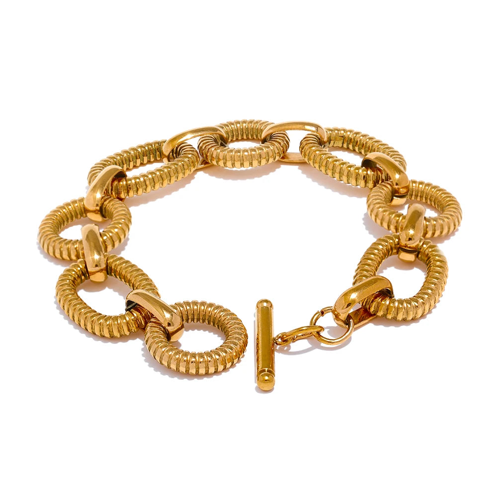 Textured Oval Chain Bracelet