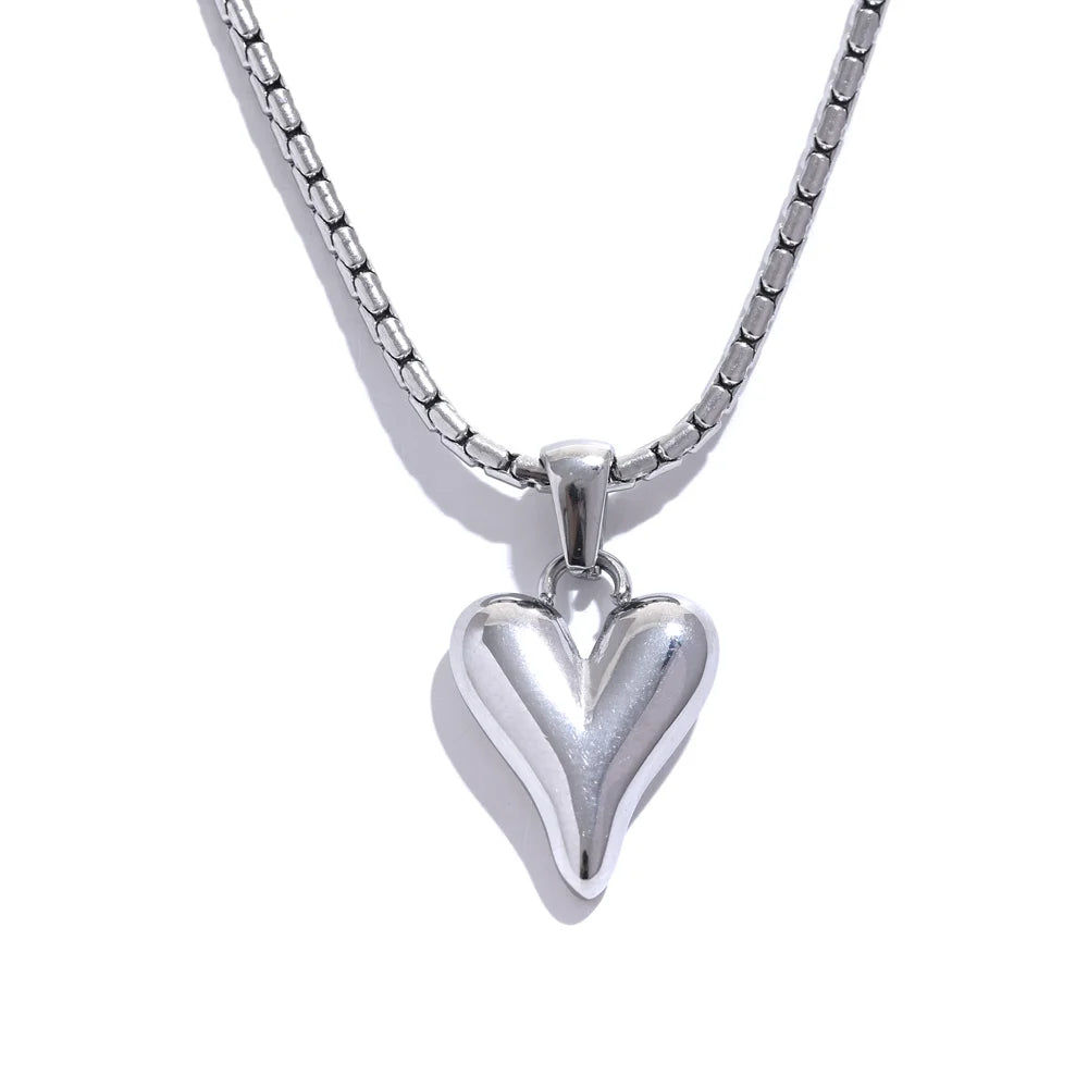 Heart Pendant Chain Necklace