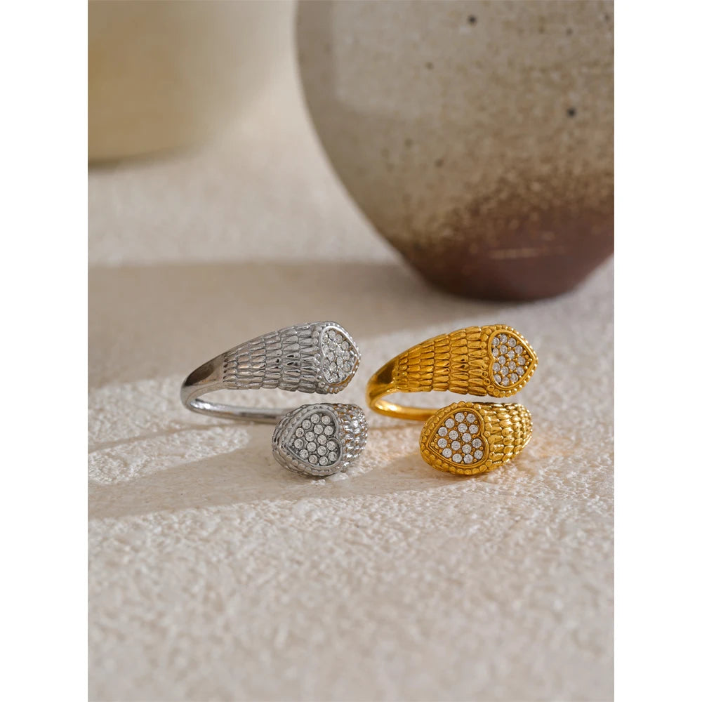 Zirconia Heart Snake Ring