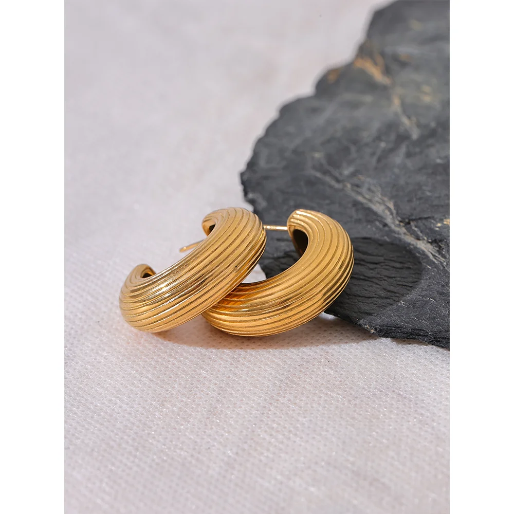 C-Shape Geometric Hoop Earrings