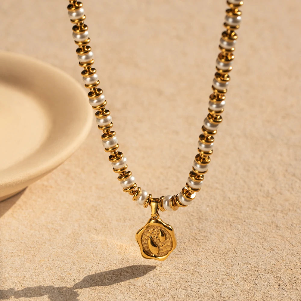 Vintage Beaded Pendant Necklace