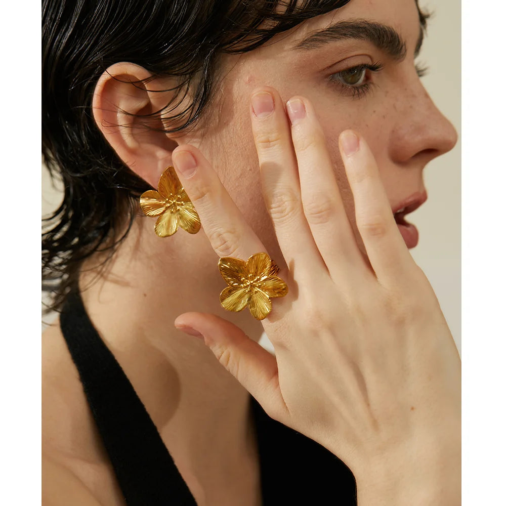 Big Flower Open Ring