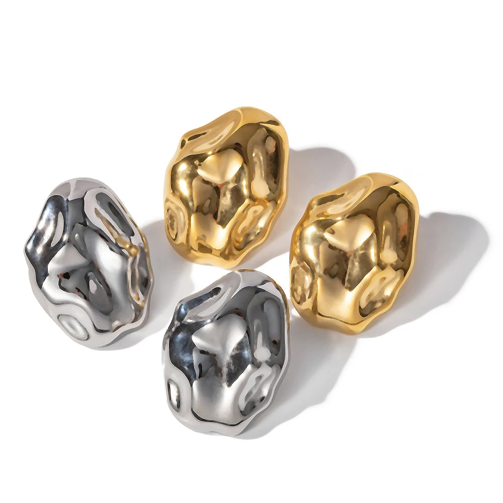 Vintage Gold Plated Chunky Hammered Clip-On Earrings