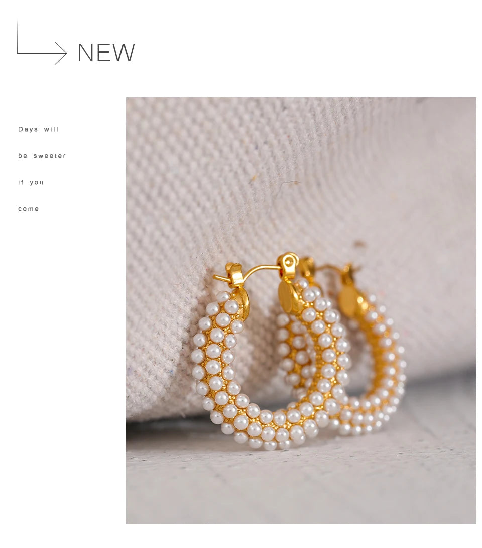 Exquisite Luxury Pearl Huggie Hoop Earrings