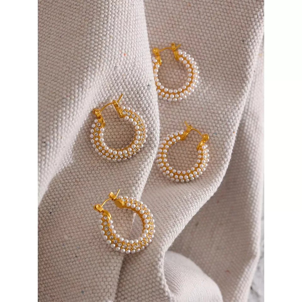 Exquisite Luxury Pearl Huggie Hoop Earrings