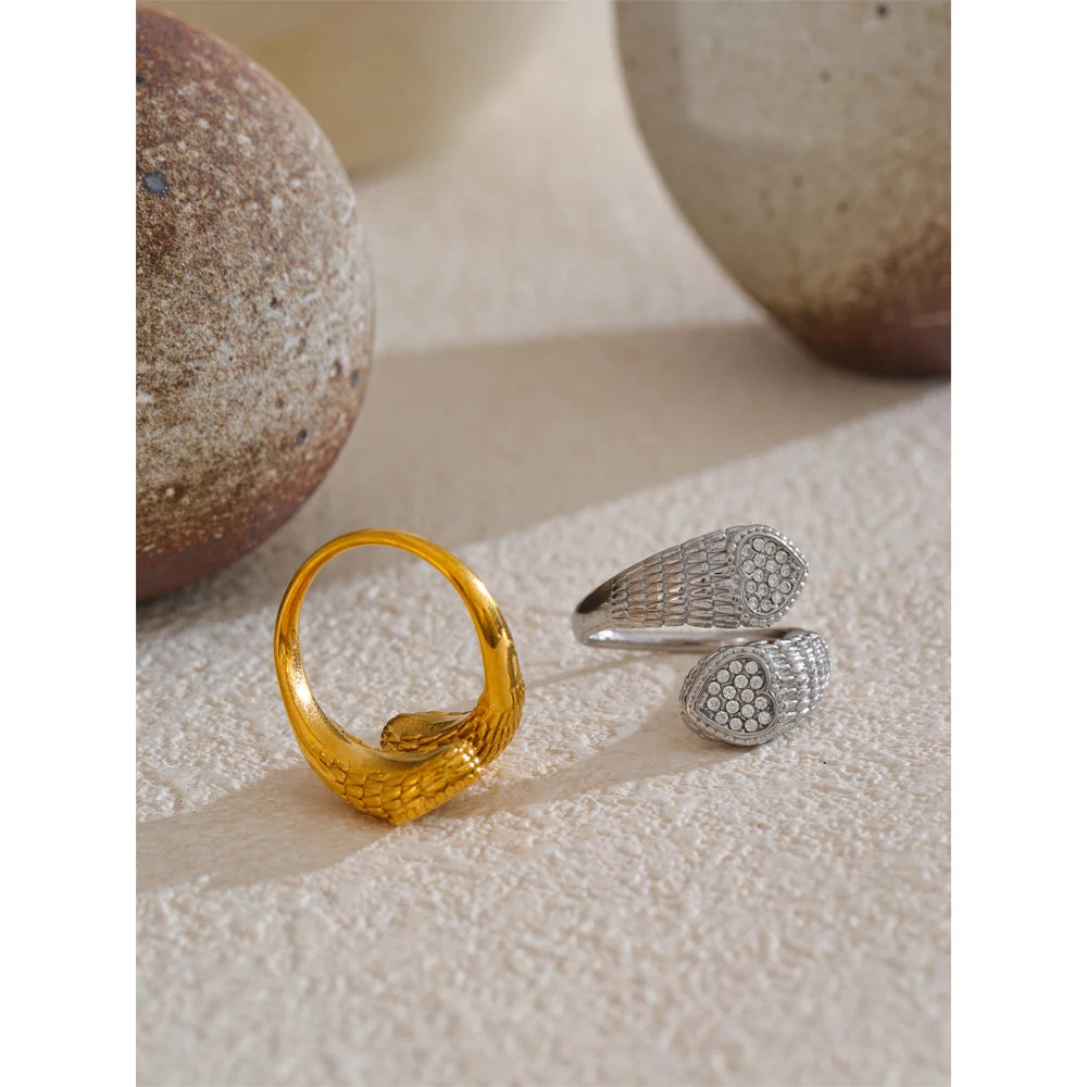 Zirconia Heart Snake Ring