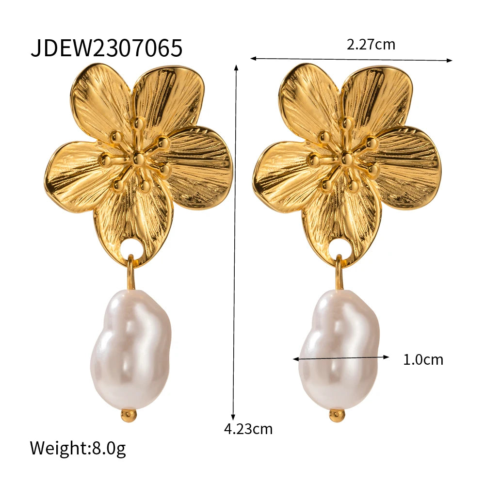 Vintage Flower Stud Earrings