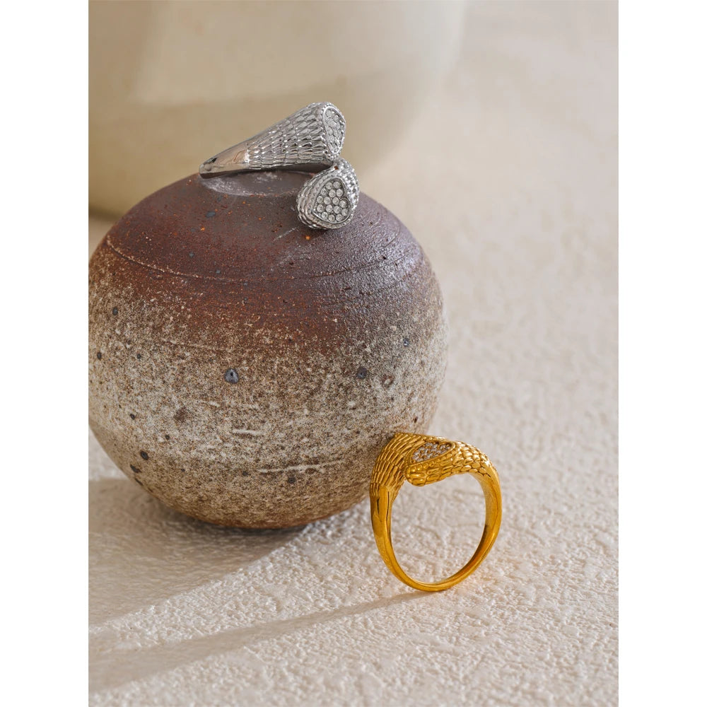 Zirconia Heart Snake Ring