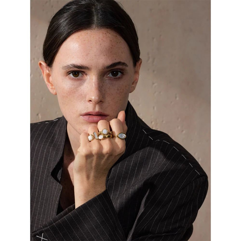 Natural Thicker Shell Finger Golden Textured Rings