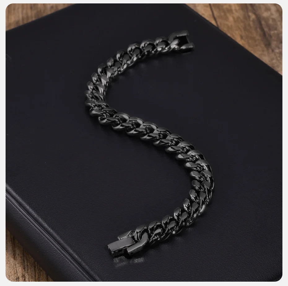 Bold Cuban Chain Bracelets