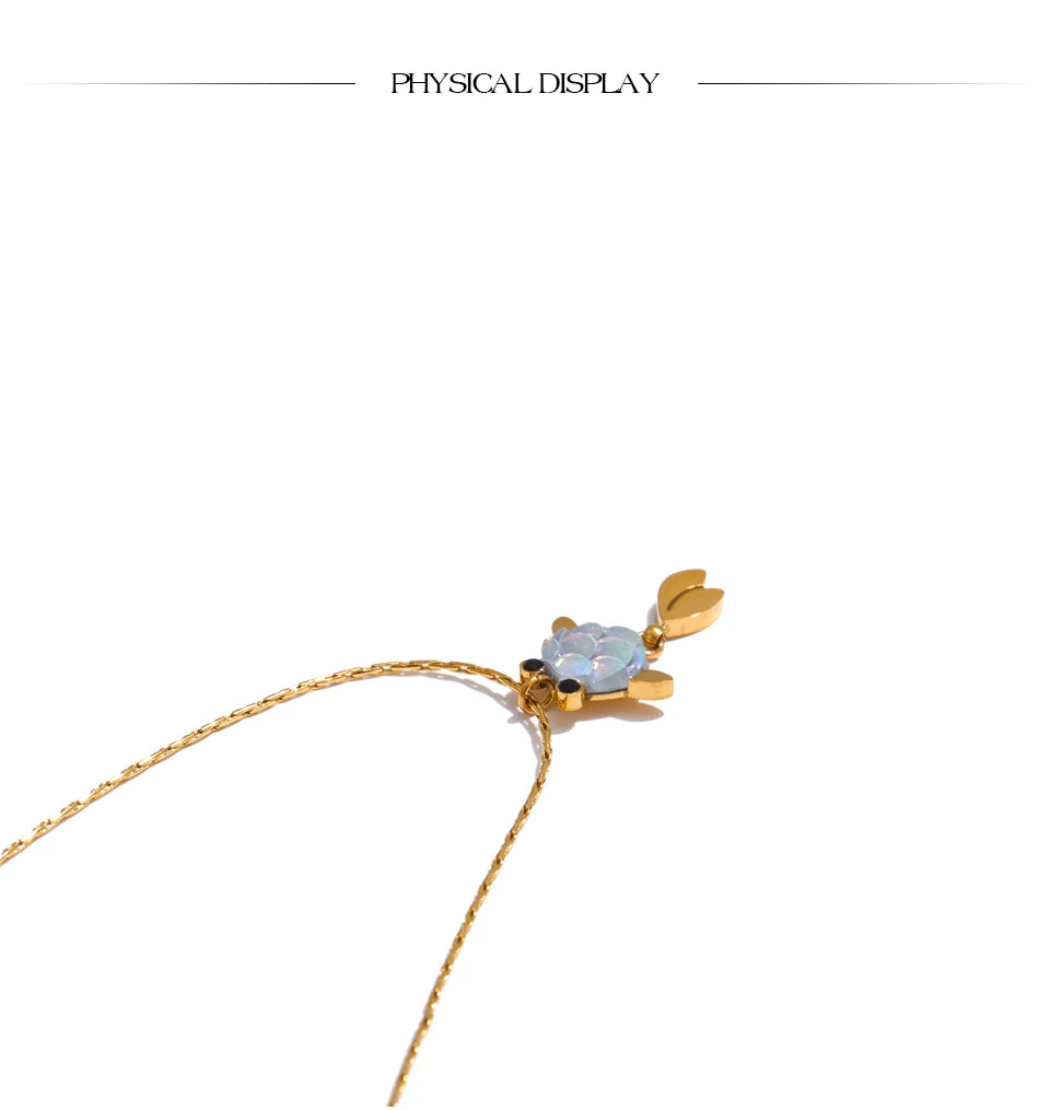 Agile Goldfish Lucky Pendant Necklace