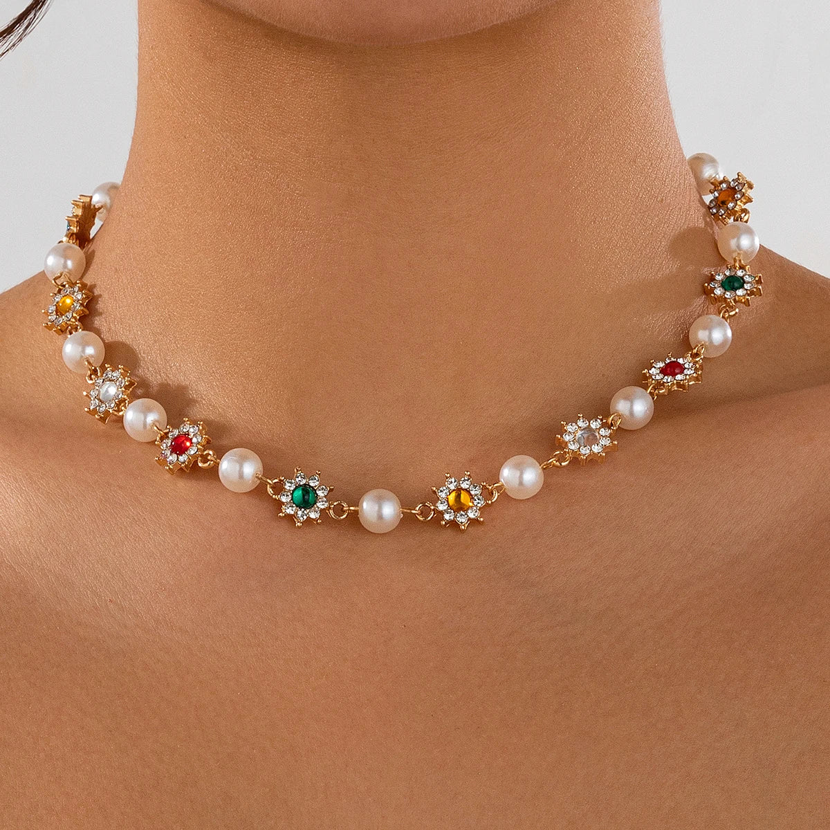 Elegant Imitation Pearl Rhinestone Choker- Gothic Statement Necklace